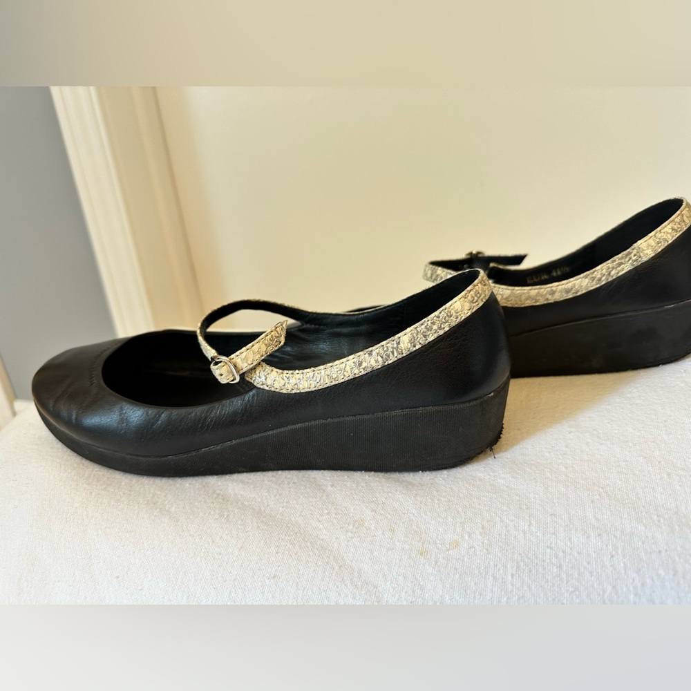 FitFlop Mary Jane’s. premium black leather with ‘snake skin’ print accent.